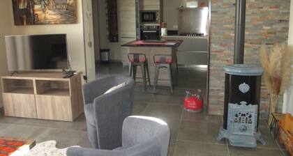 Peaceful property 15 minutes from Lac du Salagou