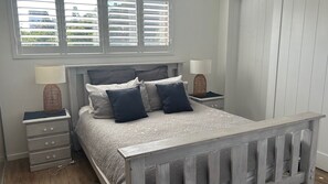 3 bedrooms, iron/ironing board, WiFi