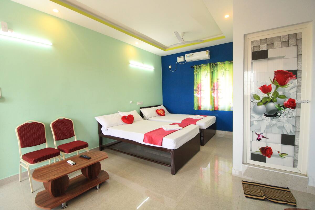 Egyptian cotton sheets, premium bedding, free WiFi, bed sheets