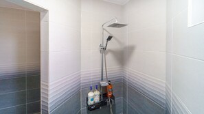 3 bedrooms, free WiFi - Jeju Haeul Pension (Jeju City)