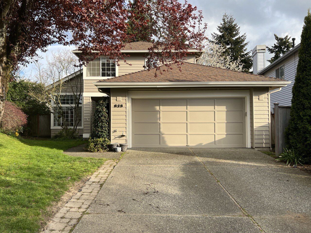 Shiny and cozy home near SeaTac