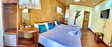 Deluxe Triple Room | WiFi, bed sheets