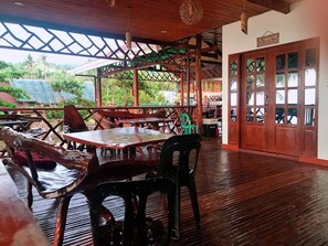 Villa | Terrace/patio