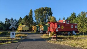 Unclassified image, 3 of 18, button - Lavender Limited at Olympic Railway Inn - Pet Friendly (Sequim)