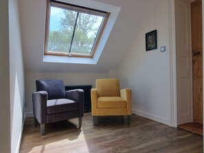 Interior - Charming 6BR Retreat with Pool near Le Mans - Nature, Comfort, and Privacy (Parigné-l'Évêque)