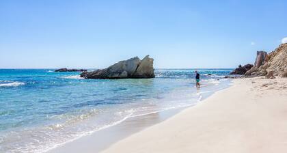 Apartment 'Neo' close to the Beach with Balcony & Wi-Fi