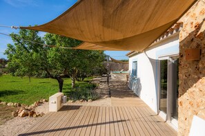 Terrace/patio - Country House 'Finca Es Canyaret' with Mountain View, Pool & Garden (Capdepera)