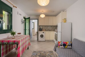 Interior - Peraspitaki (Garden, Sea, Gym) (Chania)