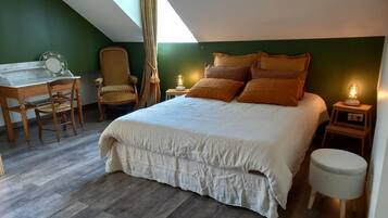 4 dormitorios, cuna de viaje, wifi gratis