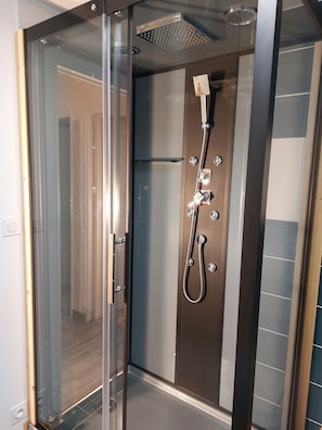 Dusche, Haartrockner