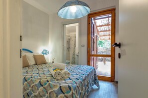 2 Schlafzimmer, Bügeleisen/Bügelbrett, Bettwäsche