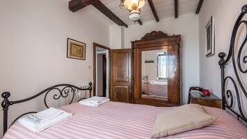 2 Schlafzimmer, Bügeleisen/Bügelbrett, kostenloses WLAN, Bettwäsche