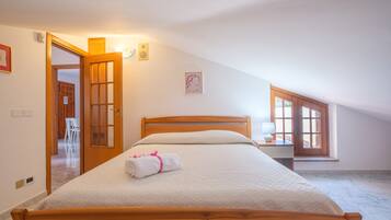 2 bedrooms, free WiFi, bed sheets