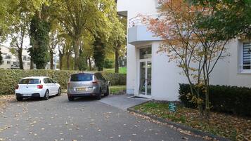 Enceinte de lâhĂ©bergement