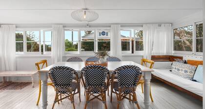 Avalon: vintage beachside family getaway