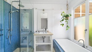 Bathtub, hair dryer, towels