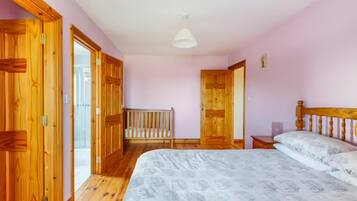 Nhà | 5 phòng ngủ, bàn ủi/dụng cụ ủi quần áo