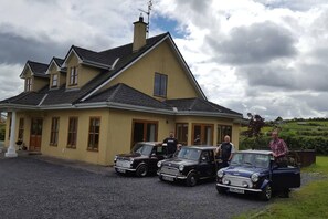 Exterior - Large Country House, Sleeps 10, Family Friendly (Westport)