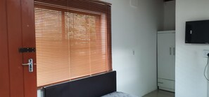 Cottage | Interior - Inviting 1-bed Cottage in Randburg (Johannesburg)