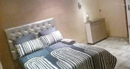 Inviting 1-bed Cottage in Randburg