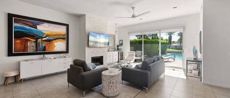 TV, fireplace