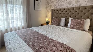 2 chambres, bureau, lit parapluie, Wi-Fi gratuit