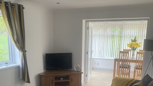 Hus, 2 queensize-senger | Oppholdsrom