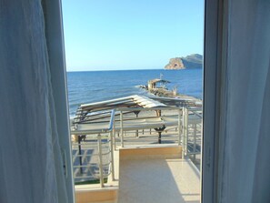 View from property - Litinas Casa-In front of the Sea (Chania)