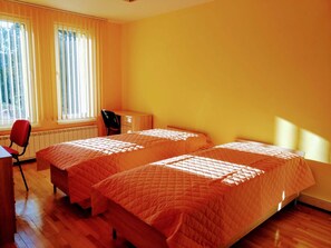 1 bedroom, WiFi - Lovely apartment for rent in a quiet Sofia suburb. (Sofia)