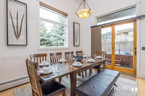 Dining - Stunning Big Sky Home! Private Patio with Hot Tub, Grill! 15Min to Resort, 5Min (Big Sky)