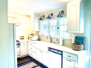 Fridge, microwave, oven, stovetop - Pet Friendly Fenced Yard Beach House, Viking Stove, Pool, #beachybungalow (Hampton Bays)