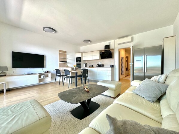 Smart TV