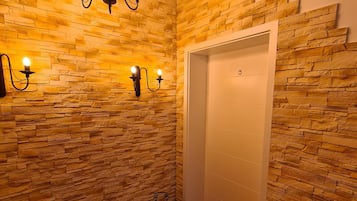 Apartemen, kamar mandi pribadi | Lain-lain