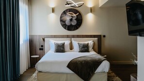 Rom – executive | Memory foam-senger, individuelt dekorert og individuelt innredet