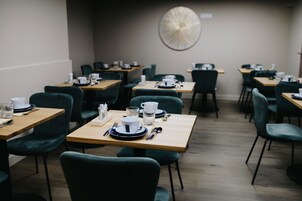 Desayuno buffet todos los días (con cargo)