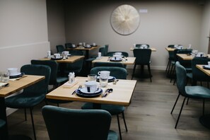Daily buffet breakfast (EUR 18 per person)