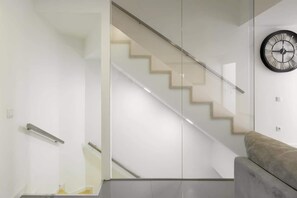 Interior - Upscale Trendy Flats by HostWise (Porto)