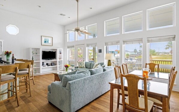 TV - Private Home! - Cameroon Cabana (Port Aransas)