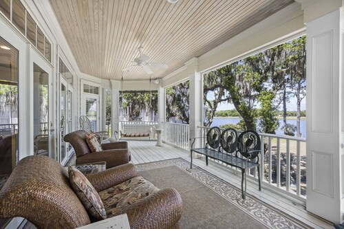 Ron's Retreat Pet friendly 4BR/4.5BA home in DeBordieu w/club membership