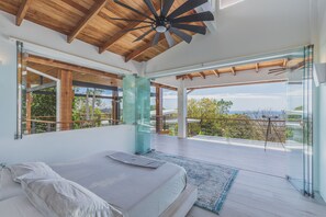 4 bedrooms, WiFi, bed sheets