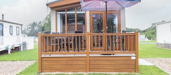 Audrey's Lodge, Foxburrow Hang