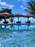 Outdoor pool, sun loungers