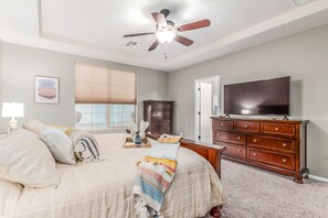 3 habitaciones, escritorio, tabla de planchar con plancha y wifi gratis 