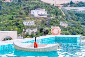 Seasonal outdoor pool - Lifta Boutique Hotel & Spa (Jerusalem)