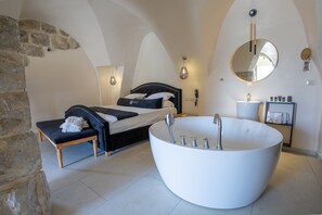 Elite Studio Suite | Minibar, in-room safe, soundproofing, free WiFi - Lifta Boutique Hotel & Spa (Jerusalem)
