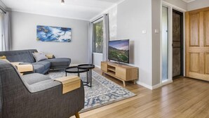 Living area - NumberNine (Bright)