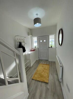 Traditional House, Private Bathroom | Interior - Harborne Park Road by JLJ Apartments (Birmingham)