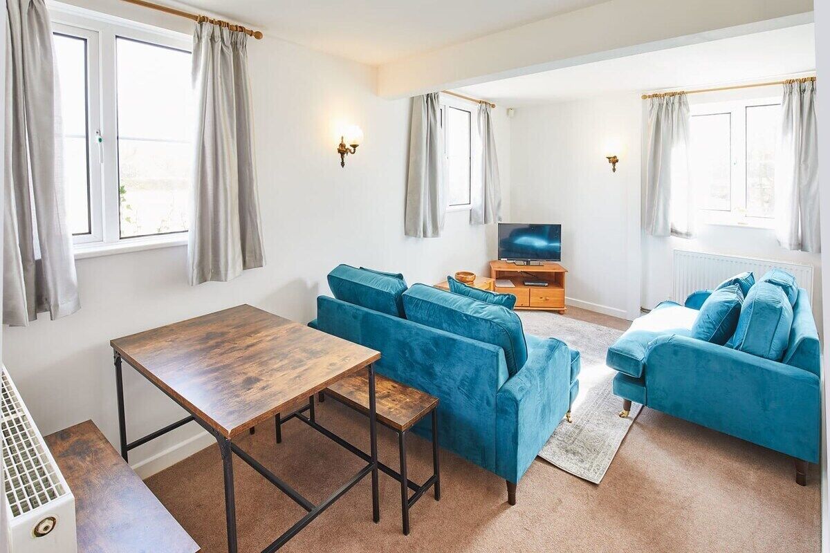 Host & Stay | Harvest Cottage