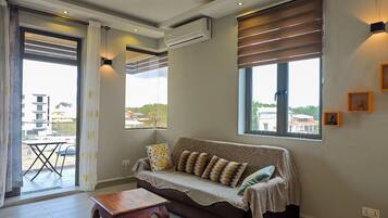 Smart-tv och böcker