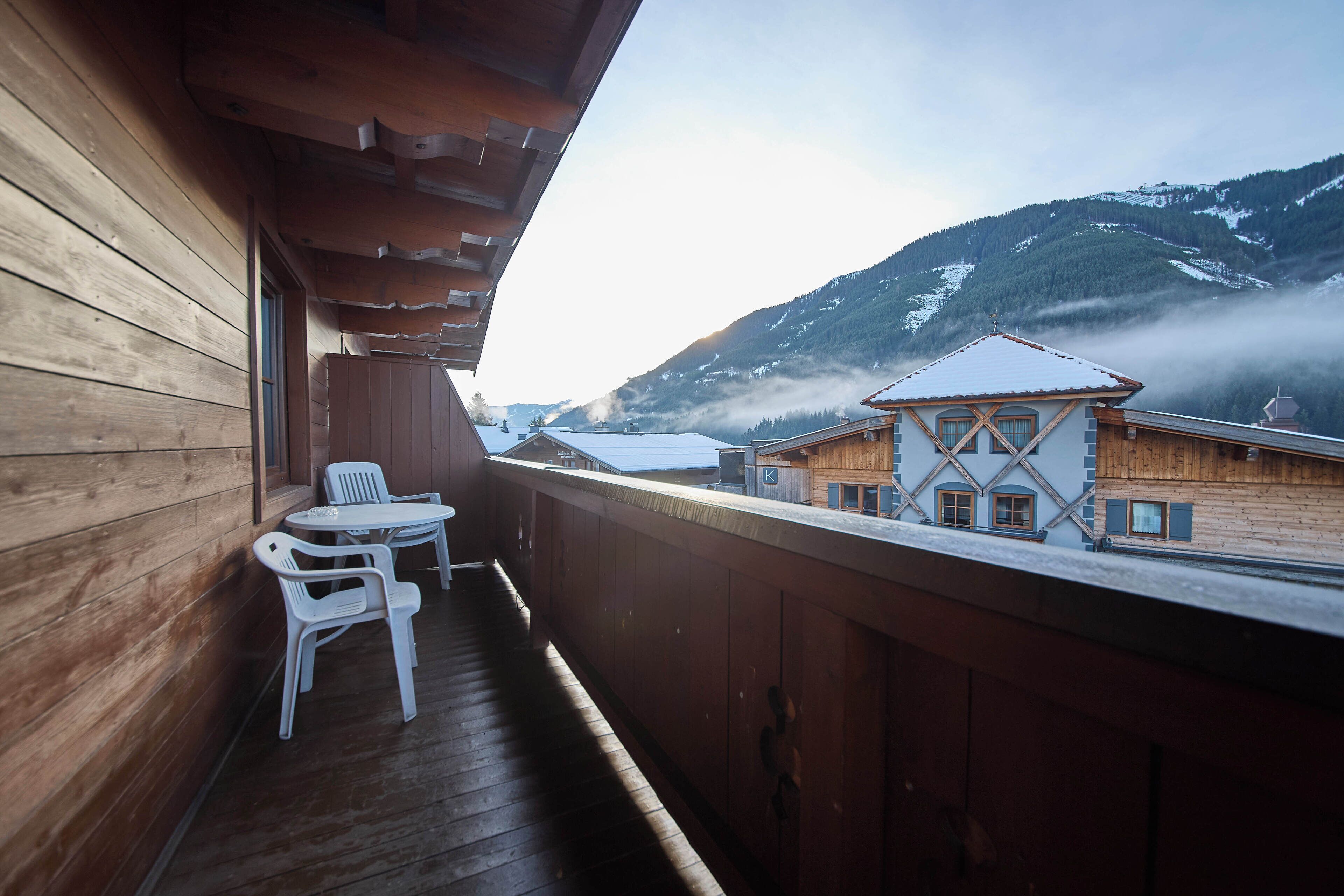 公寓 (Top 12) | 露台/庭院